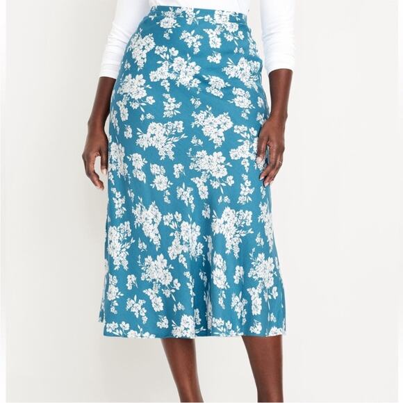 Old Navy Bold Floral Crepe A-Line Midi Skirt - Picture 6 of 11